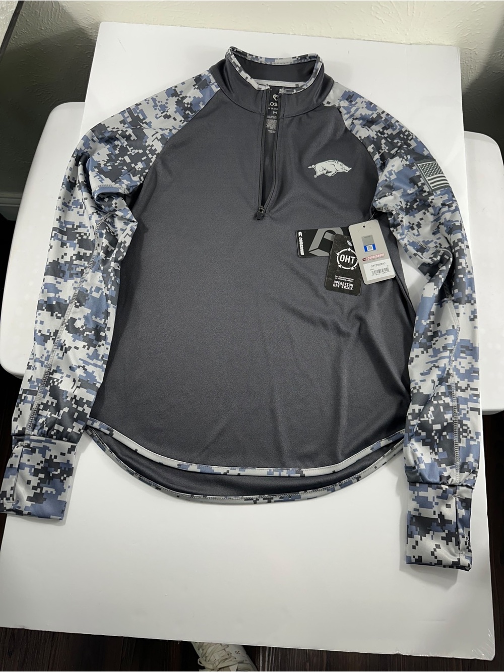 Arkansas Razorbacks Women’s M Game Day Quarter Zip Pullover Camo NWT - Picture 2 of 5